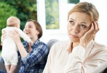 Lehet-e boldog egy gyermektelen nő? Egy gyermektelen nő ugyanúgy boldog lehet a saját örömeivel