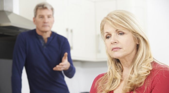 Válás 50 felett: mindkét félnek nehéz