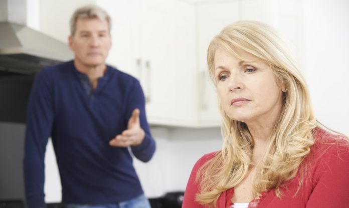 Válás 50 felett: mindkét félnek nehéz