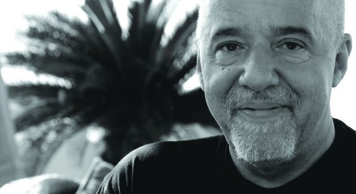 Paulo Coelho (menstyle.hu)