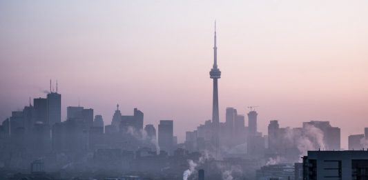 A légszennyezettség hatása a városi embereket sújtja leginkább