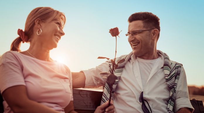 Az 50 feletti randizás körül sok a tévhit
