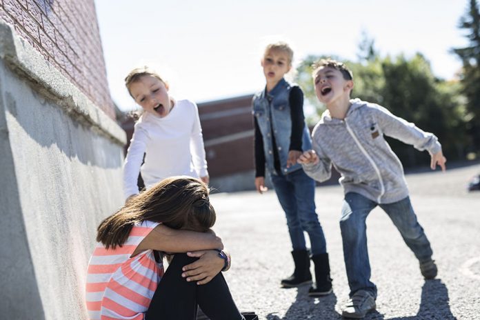 Ismerd fel az iskolai zaklatás jeleit, és segíts gyermekednek!