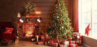 Karácsonyfa díszítés